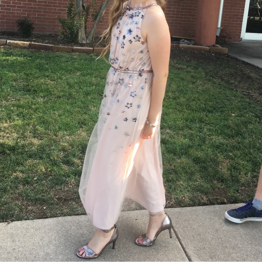 Semi formal Mesh Sequin Starry Dress
Tween/Girls (7-16) Sz16